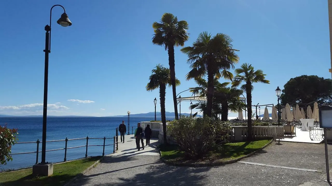 Apartment Villa Maria 10 With Swimming Pool Opatija 0*,